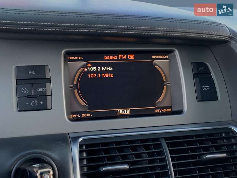 Позашляховик / Кросовер Audi Q7 2011 в Бердичеві