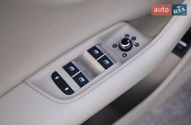 Внедорожник / Кроссовер Audi Q7 2016 в Киеве