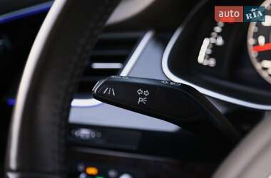 Внедорожник / Кроссовер Audi Q7 2016 в Киеве