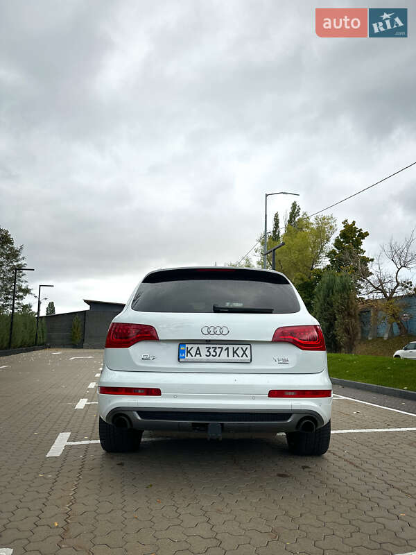 Внедорожник / Кроссовер Audi Q7 2013 в Киеве