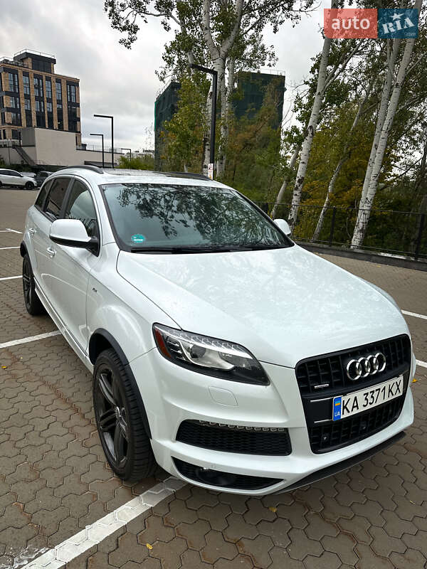 Внедорожник / Кроссовер Audi Q7 2013 в Киеве