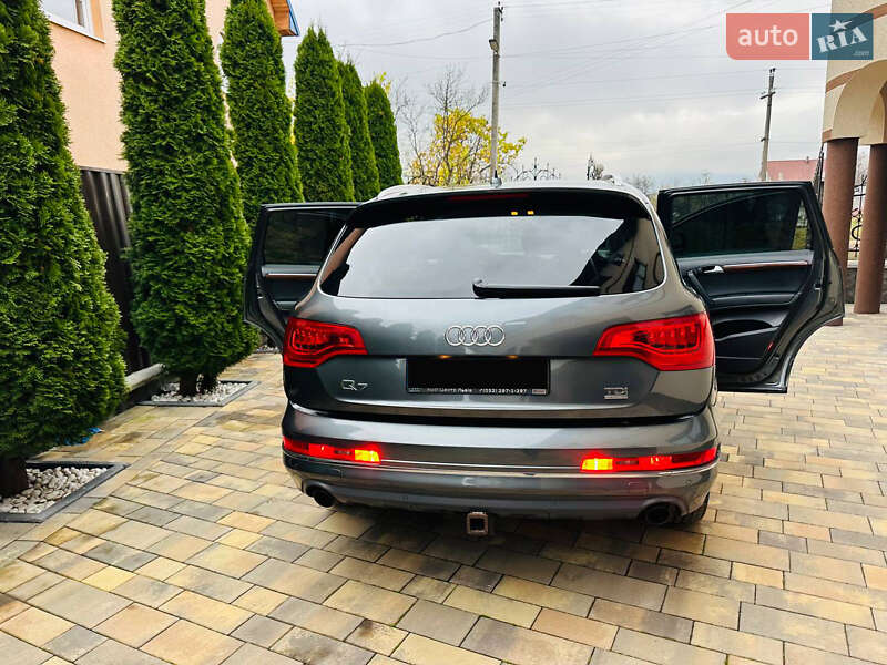 Позашляховик / Кросовер Audi Q7 2010 в Грушево