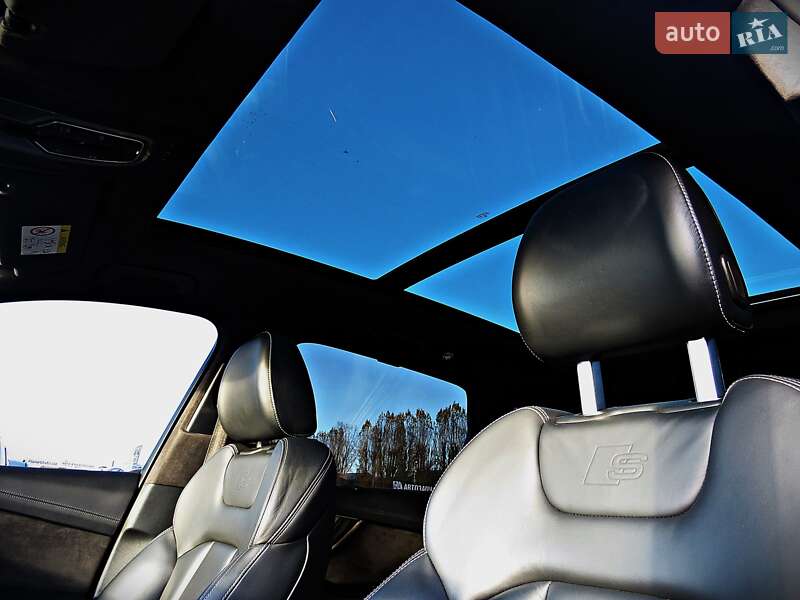 Позашляховик / Кросовер Audi Q7 2016 в Черкасах