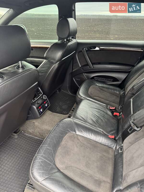 Внедорожник / Кроссовер Audi Q7 2006 в Малой Виске