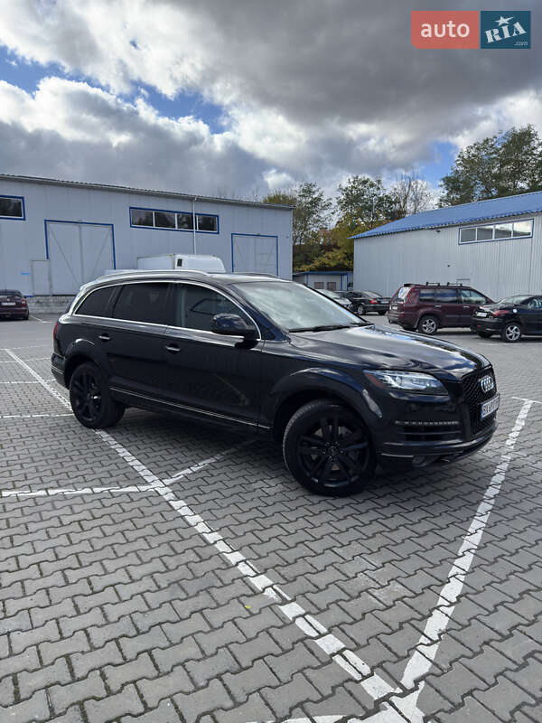 Внедорожник / Кроссовер Audi Q7 2015 в Хмельницком