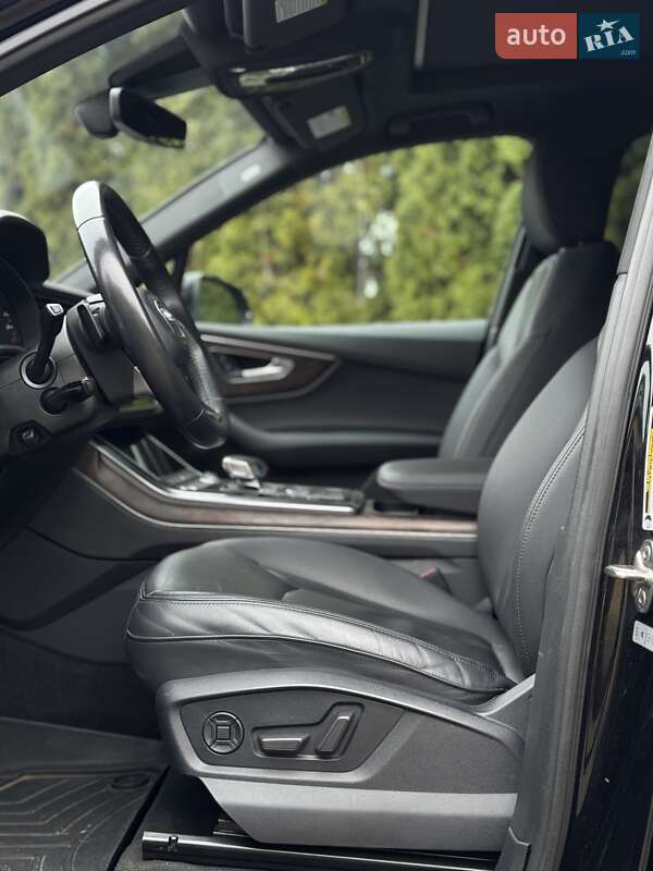 Позашляховик / Кросовер Audi Q7 2019 в Тернополі