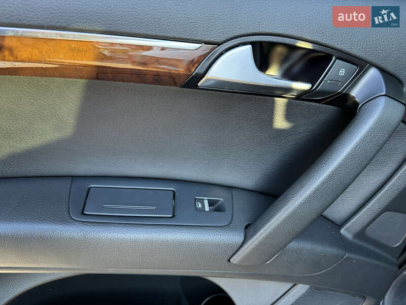 Внедорожник / Кроссовер Audi Q7 2015 в Львове фото 18 Внедорожник / Кроссовер Audi Q7 2015 в Львове