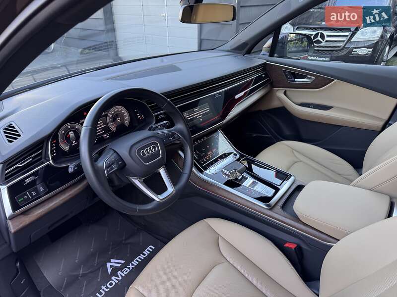 Позашляховик / Кросовер Audi Q7 2020 в Одесі