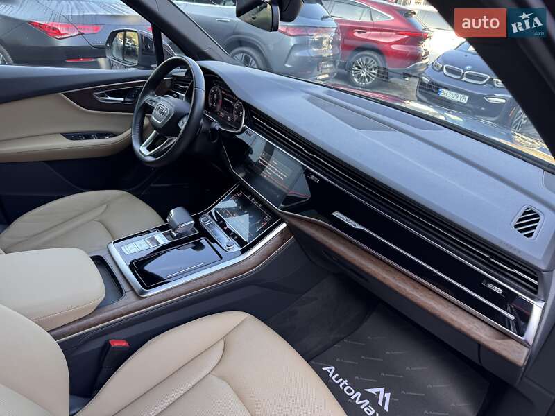 Позашляховик / Кросовер Audi Q7 2020 в Одесі
