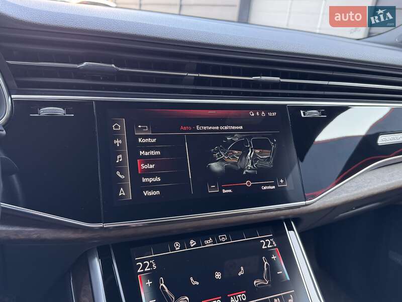 Позашляховик / Кросовер Audi Q7 2020 в Одесі