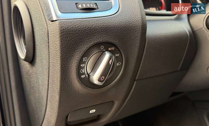 Внедорожник / Кроссовер Audi Q7 2015 в Киеве