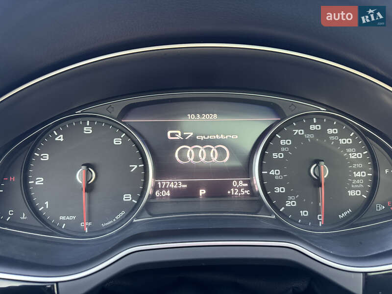 Позашляховик / Кросовер Audi Q7 2015 в Харкові