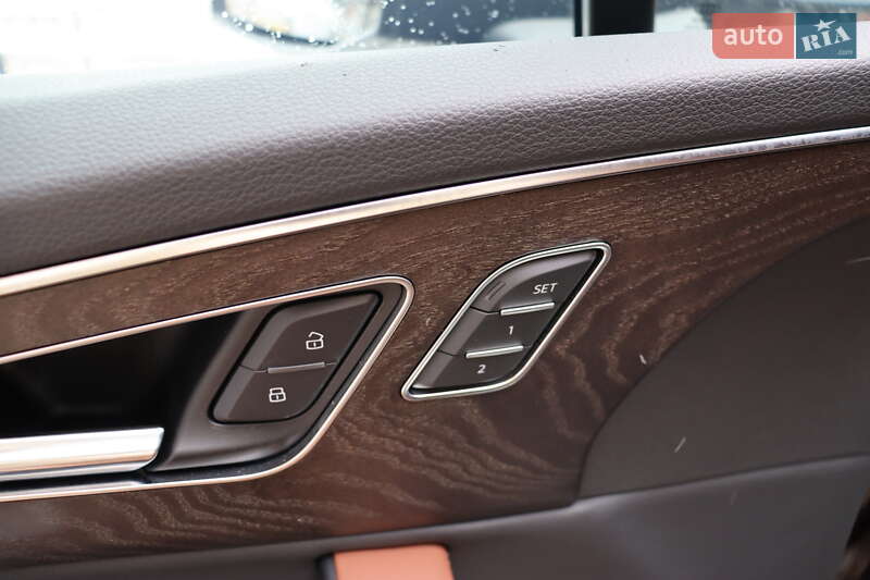 Внедорожник / Кроссовер Audi Q7 2022 в Львове