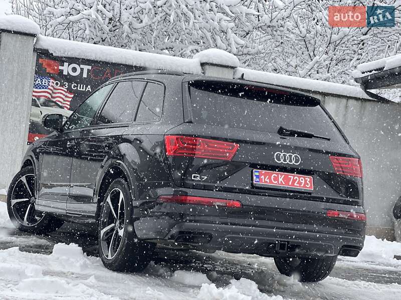 Внедорожник / Кроссовер Audi Q7 2018 в Дрогобыче