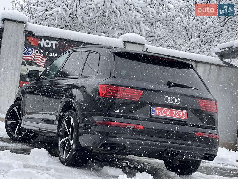 Внедорожник / Кроссовер Audi Q7 2018 в Дрогобыче