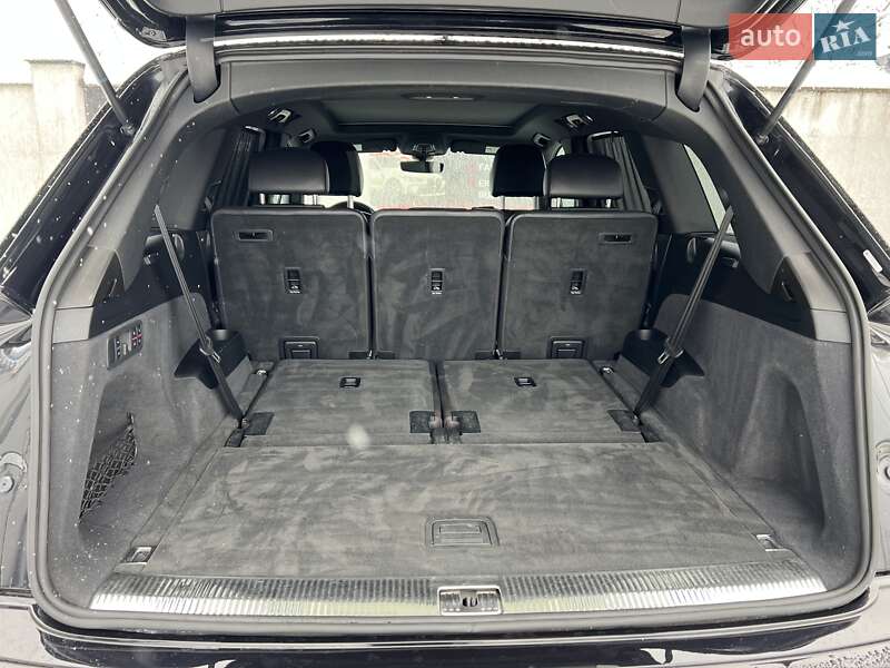 Внедорожник / Кроссовер Audi Q7 2018 в Дрогобыче