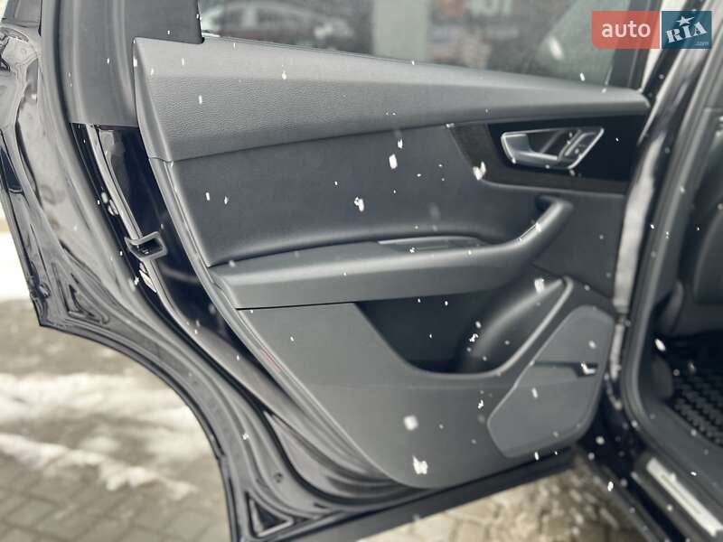 Внедорожник / Кроссовер Audi Q7 2018 в Дрогобыче