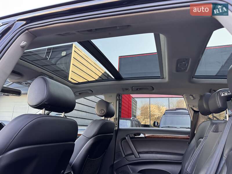 Внедорожник / Кроссовер Audi Q7 2007 в Одессе