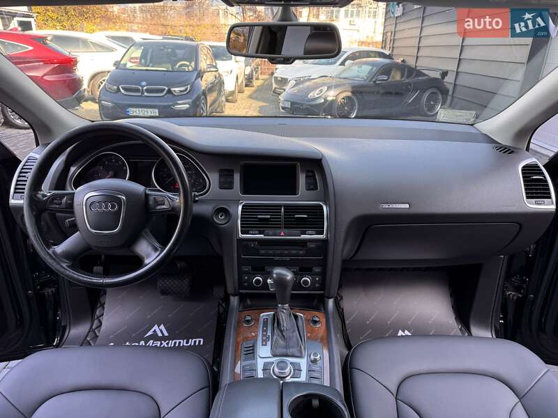 Внедорожник / Кроссовер Audi Q7 2007 в Одессе