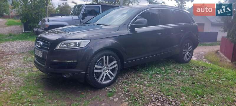 Внедорожник / Кроссовер Audi Q7 2006 в Тячеве