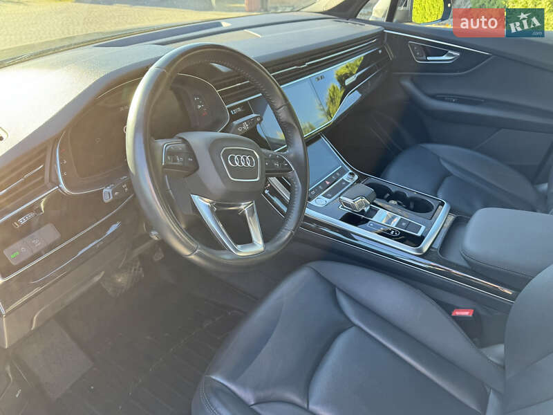 Внедорожник / Кроссовер Audi Q7 2020 в Кременце