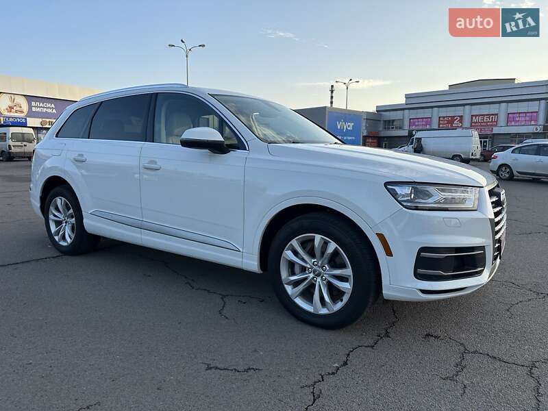 Внедорожник / Кроссовер Audi Q7 2017 в Полтаве фото 3 Внедорожник / Кроссовер Audi Q7 2017 в Полтаве