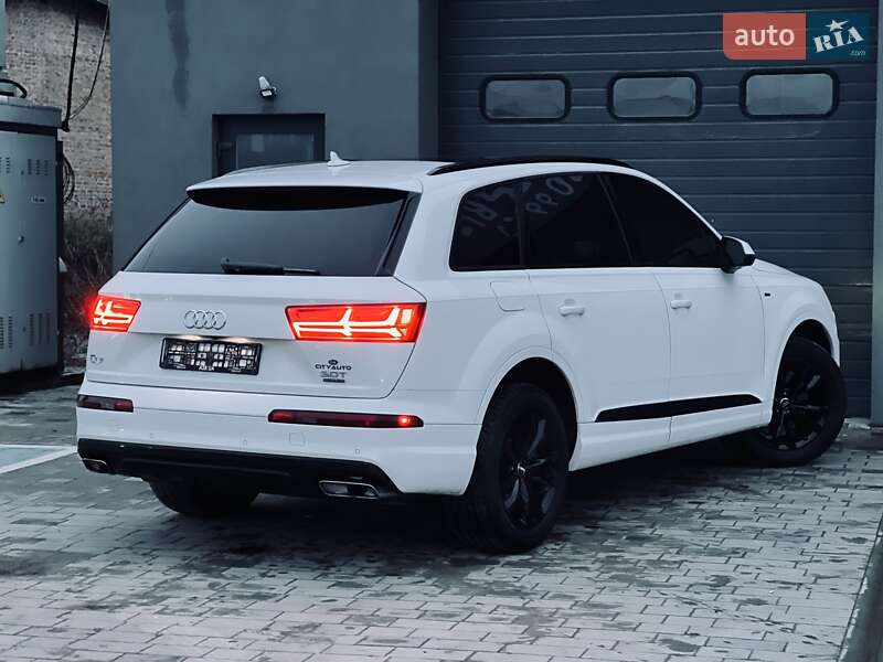 Позашляховик / Кросовер Audi Q7 2019 в Тернополі