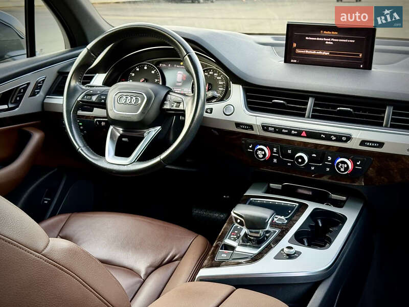 Позашляховик / Кросовер Audi Q7 2018 в Києві