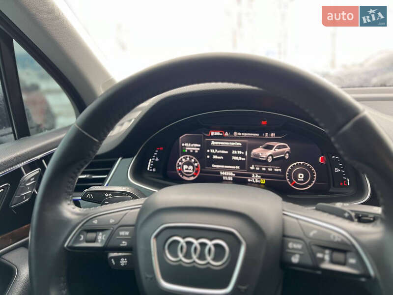 Позашляховик / Кросовер Audi Q7 2017 в Львові