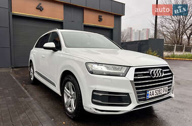 Внедорожник / Кроссовер Audi Q7 2016 в Киеве
