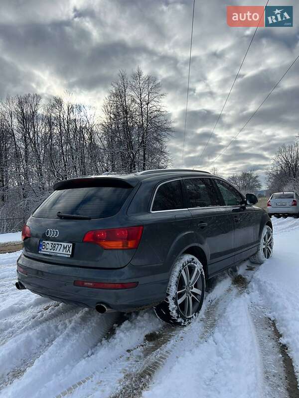 Позашляховик / Кросовер Audi Q7 2007 в Калуші