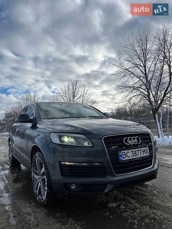 Позашляховик / Кросовер Audi Q7 2007 в Калуші