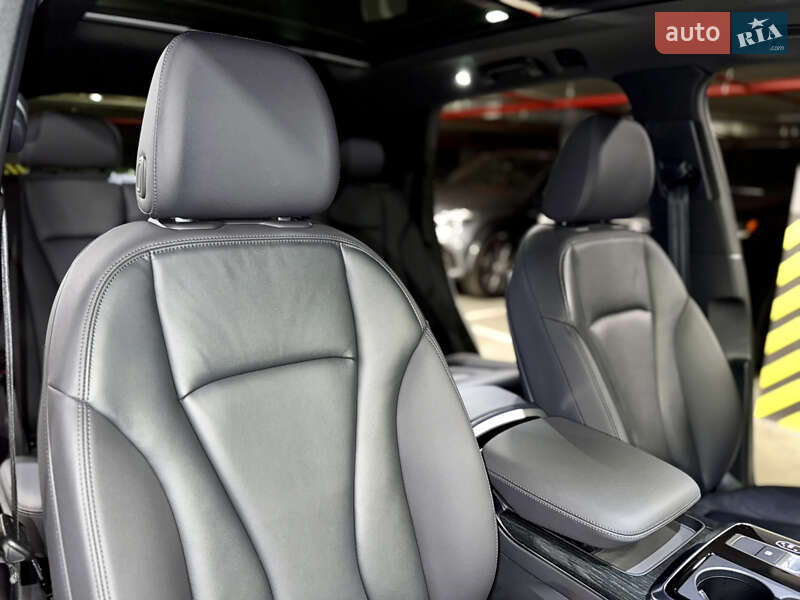 Позашляховик / Кросовер Audi Q7 2019 в Києві