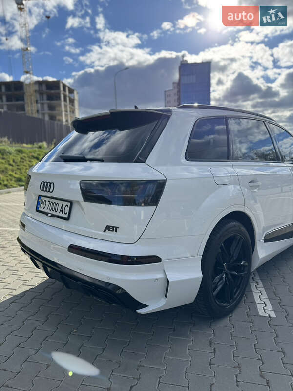 Внедорожник / Кроссовер Audi Q7 2016 в Тернополе