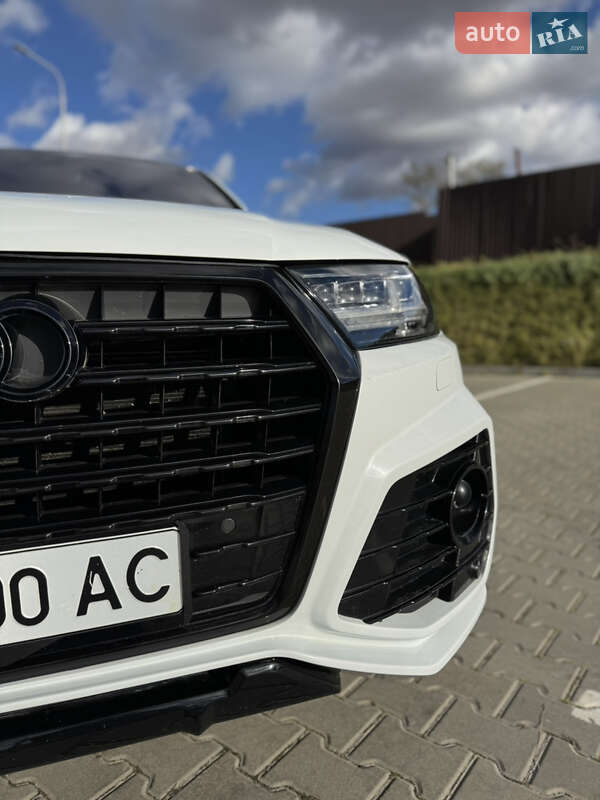 Внедорожник / Кроссовер Audi Q7 2016 в Тернополе