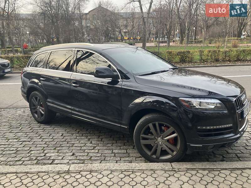 Позашляховик / Кросовер Audi Q7 2010 в Запоріжжі