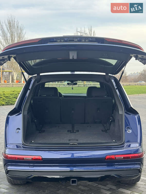 Внедорожник / Кроссовер Audi Q7 2021 в Днепре фото 76 Внедорожник / Кроссовер Audi Q7 2021 в Днепре