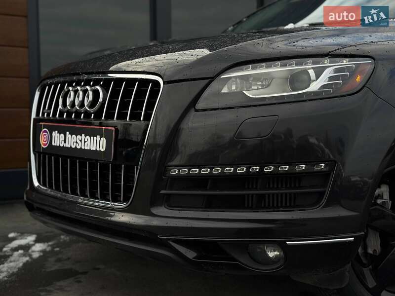 Позашляховик / Кросовер Audi Q7 2014 в Рівному