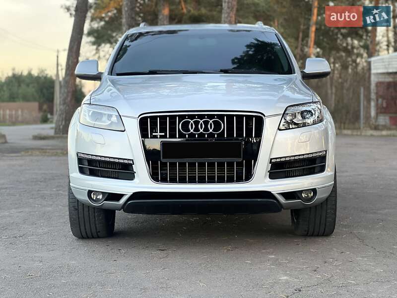 Позашляховик / Кросовер Audi Q7 2013 в Вінниці
