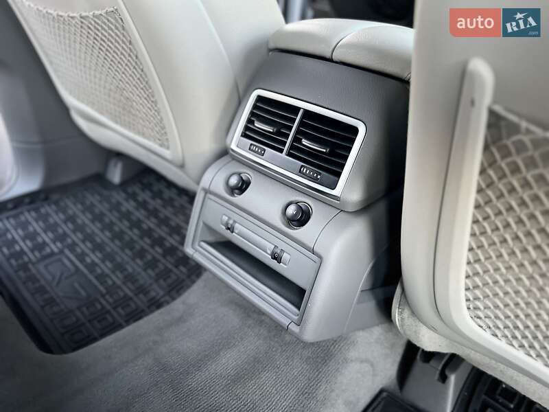 Позашляховик / Кросовер Audi Q7 2013 в Вінниці