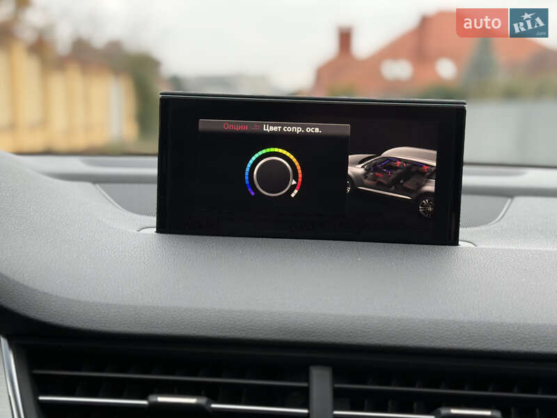 Внедорожник / Кроссовер Audi Q7 2015 в Ужгороде