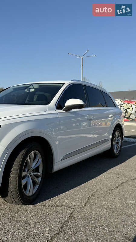 Внедорожник / Кроссовер Audi Q7 2016 в Киеве фото 6 Внедорожник / Кроссовер Audi Q7 2016 в Киеве