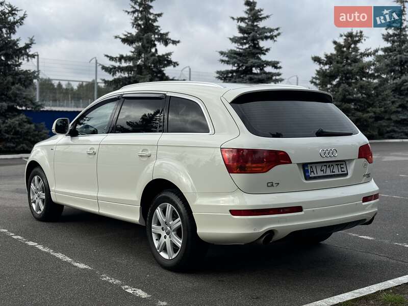 Внедорожник / Кроссовер Audi Q7 2009 в Киеве