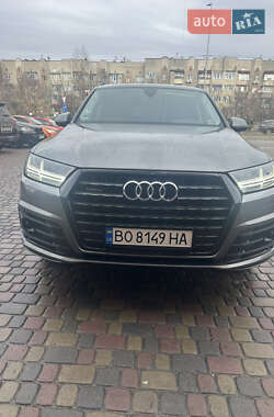 Позашляховик / Кросовер Audi Q7 2016 в Тернополі