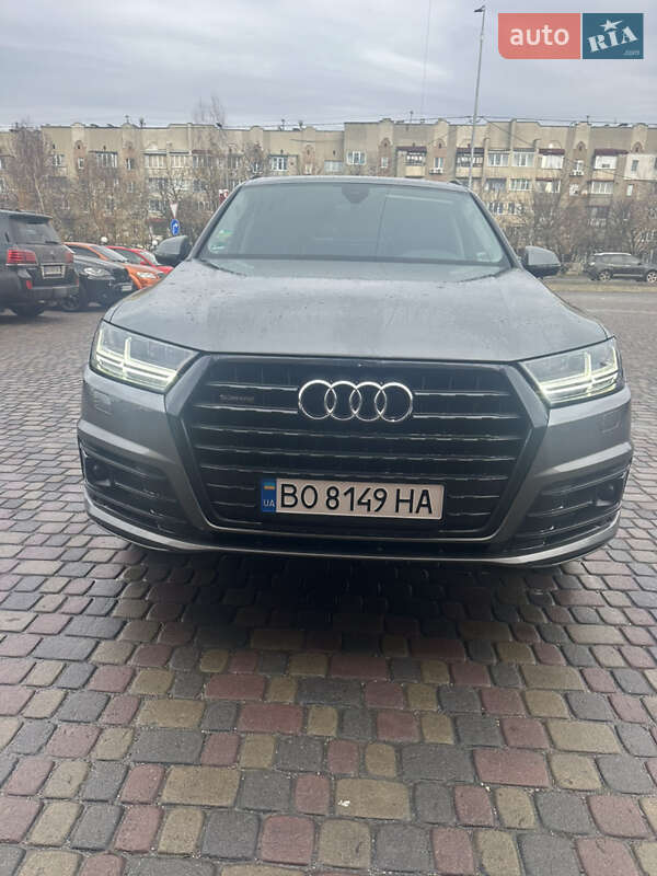 Audi Q7 2016