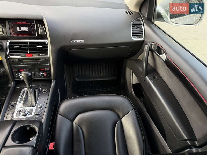 Позашляховик / Кросовер Audi Q7 2007 в Хмельницькому