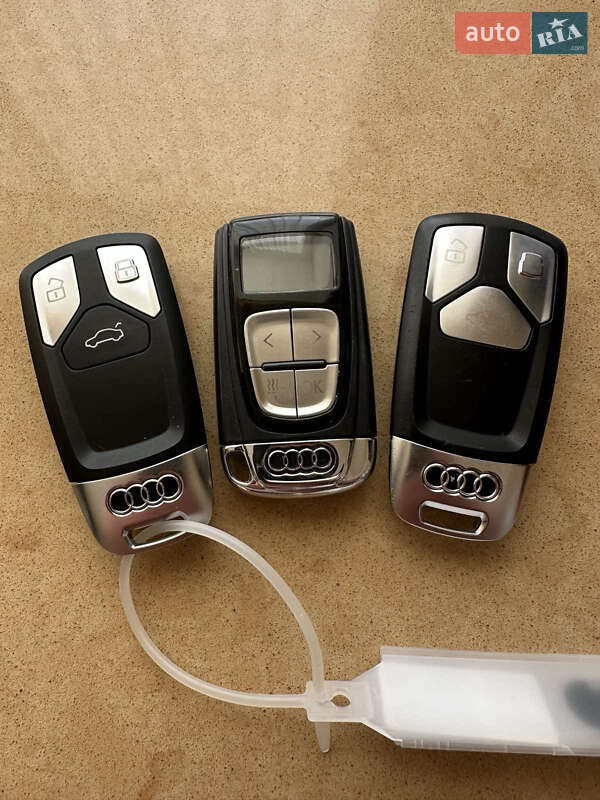 Позашляховик / Кросовер Audi Q7 2016 в Дніпрі