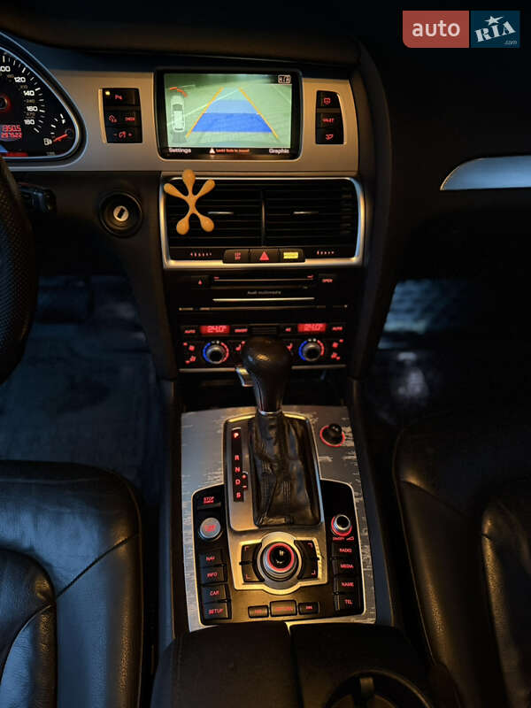 Внедорожник / Кроссовер Audi Q7 2009 в Тернополе