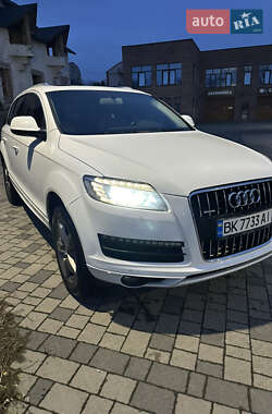 Позашляховик / Кросовер Audi Q7 2011 в Рівному