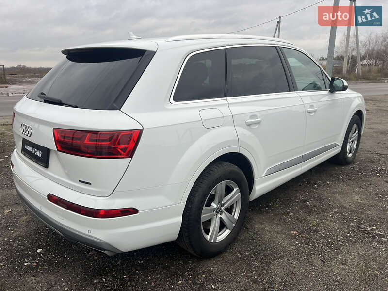 Позашляховик / Кросовер Audi Q7 2018 в Києві